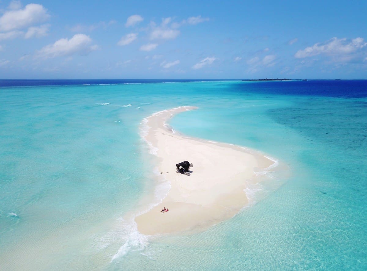 Dream Island 無人島拖尾沙灘